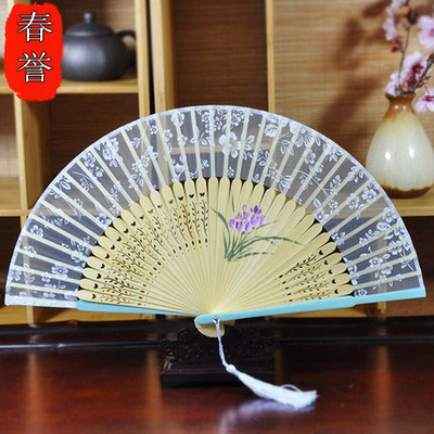 high-grade Chinese style Hand drawn Silk fan Hefeng folding fan bamboo Japanese Folding fan wholesale cherry blossoms Folding fan