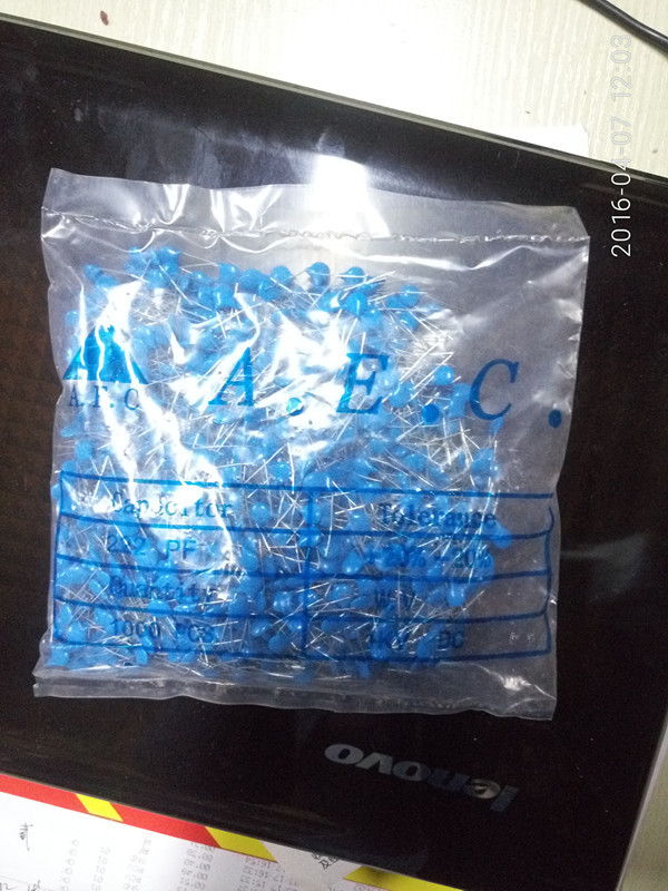 CT81高压瓷介电容LY.B1kv561K &5.5MM Y5P/BN材质 素子5050