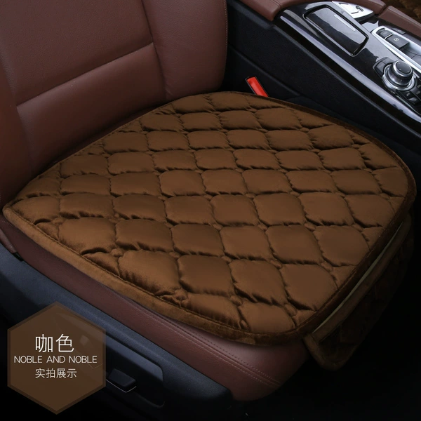 Single brown rhombus