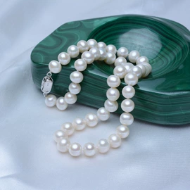 项链;吊坠;天然珍珠项饰