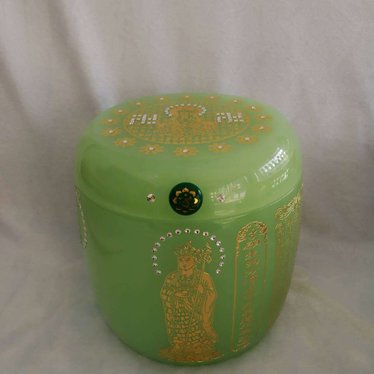 厂家专业设计高档琉璃经文玉石骨灰桶