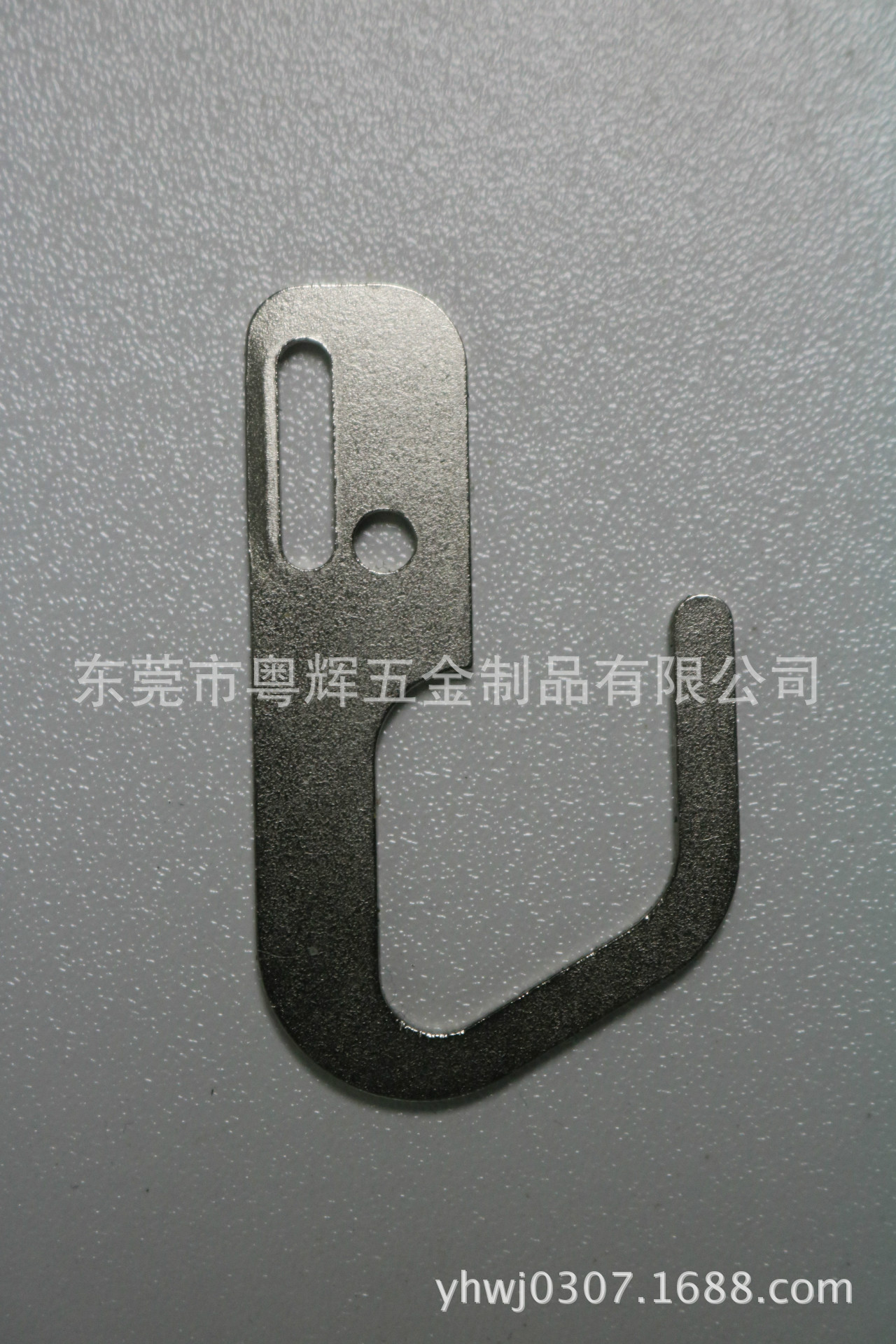 东莞茶山五金厂生产铁制品U形配件_五金冲压配件加工