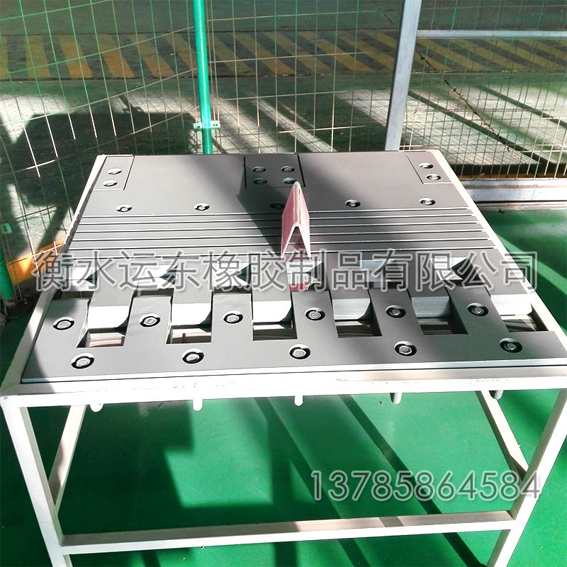 Rbkf梳齿板桥梁道路梳齿型伸缩缝 D160变形缝装置加工定做批发