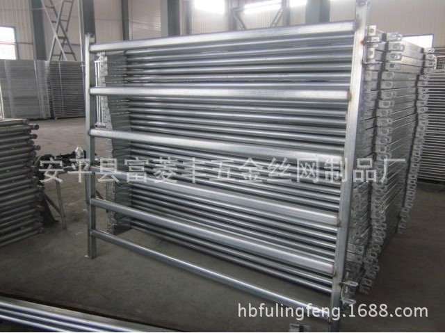 hot_galvanized_corral_panel_an