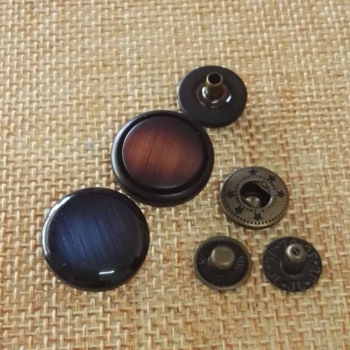18mm 金属四件套四合扣树脂面板拉丝咖啡色四件按扣金属扣批发