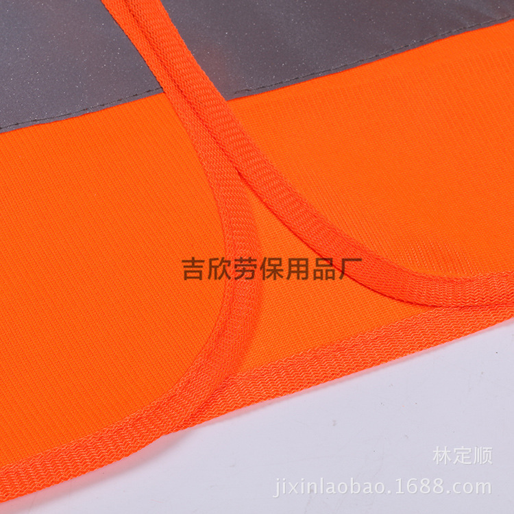 3339952600_707013135