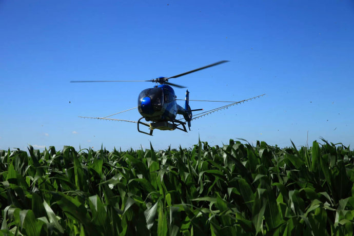 农业喷药植保飞机植保