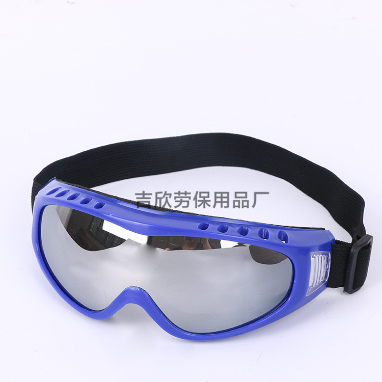 3398068289_707013135