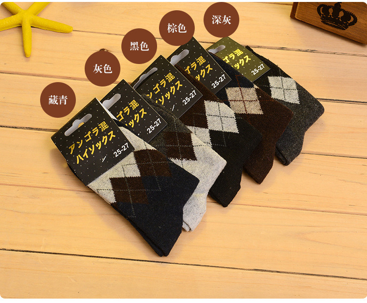 3437431566_680300520