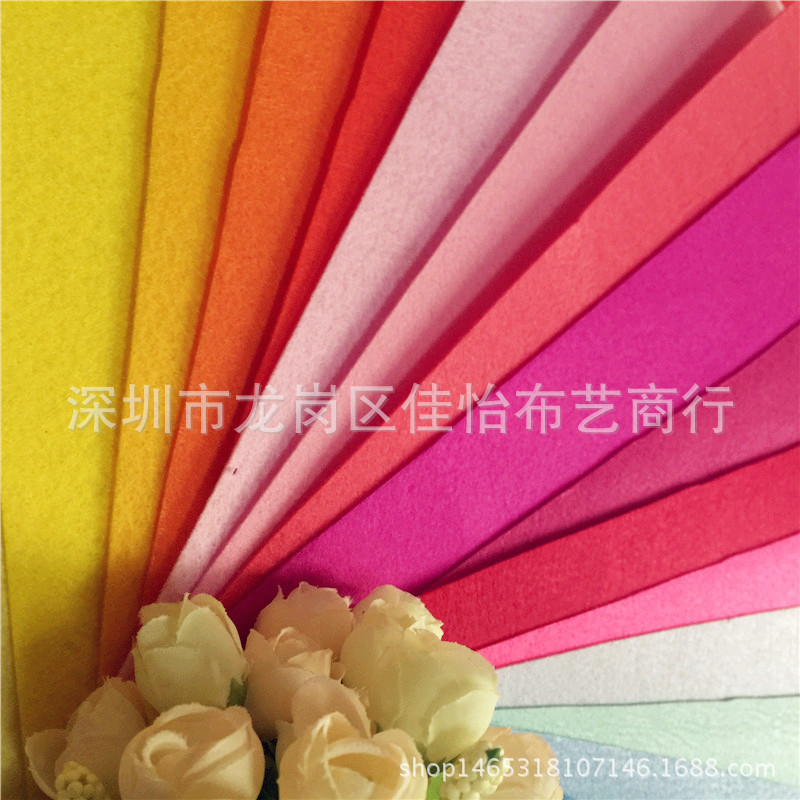 大卷进口彩色不织布料批发 幼儿园背景毛毡布无纺布材料 环保认证