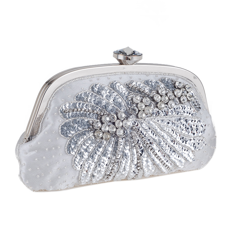 Exquisite Evening Party Bag Beaded Pearl Clutch Bag display picture 2