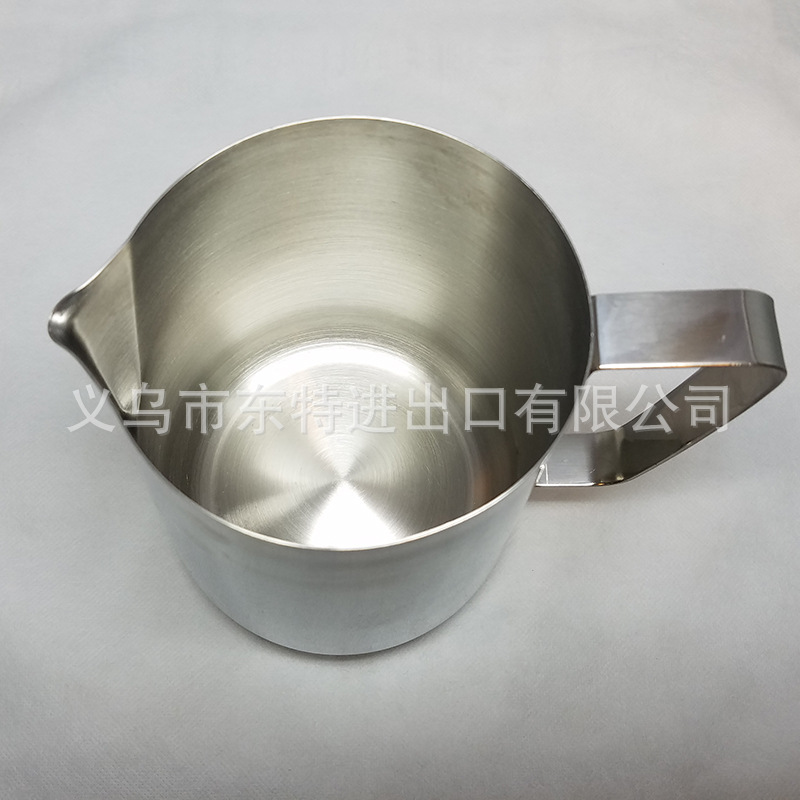Factory direct sales of thickened stainless steel Japanese latte art cups, latte art jars, milk foam cups, milk whisking cups, and fancy coffee utensils detail image 14