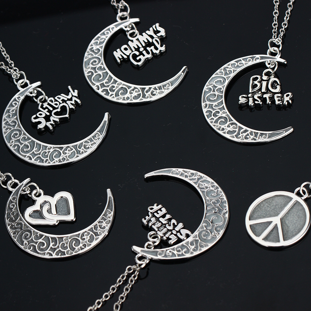European And American Halloween Hot Hollow Moon Luminous Lucky Tree Clavicle Chain Accessories Necklace Factory In Stock Ornament display picture 3