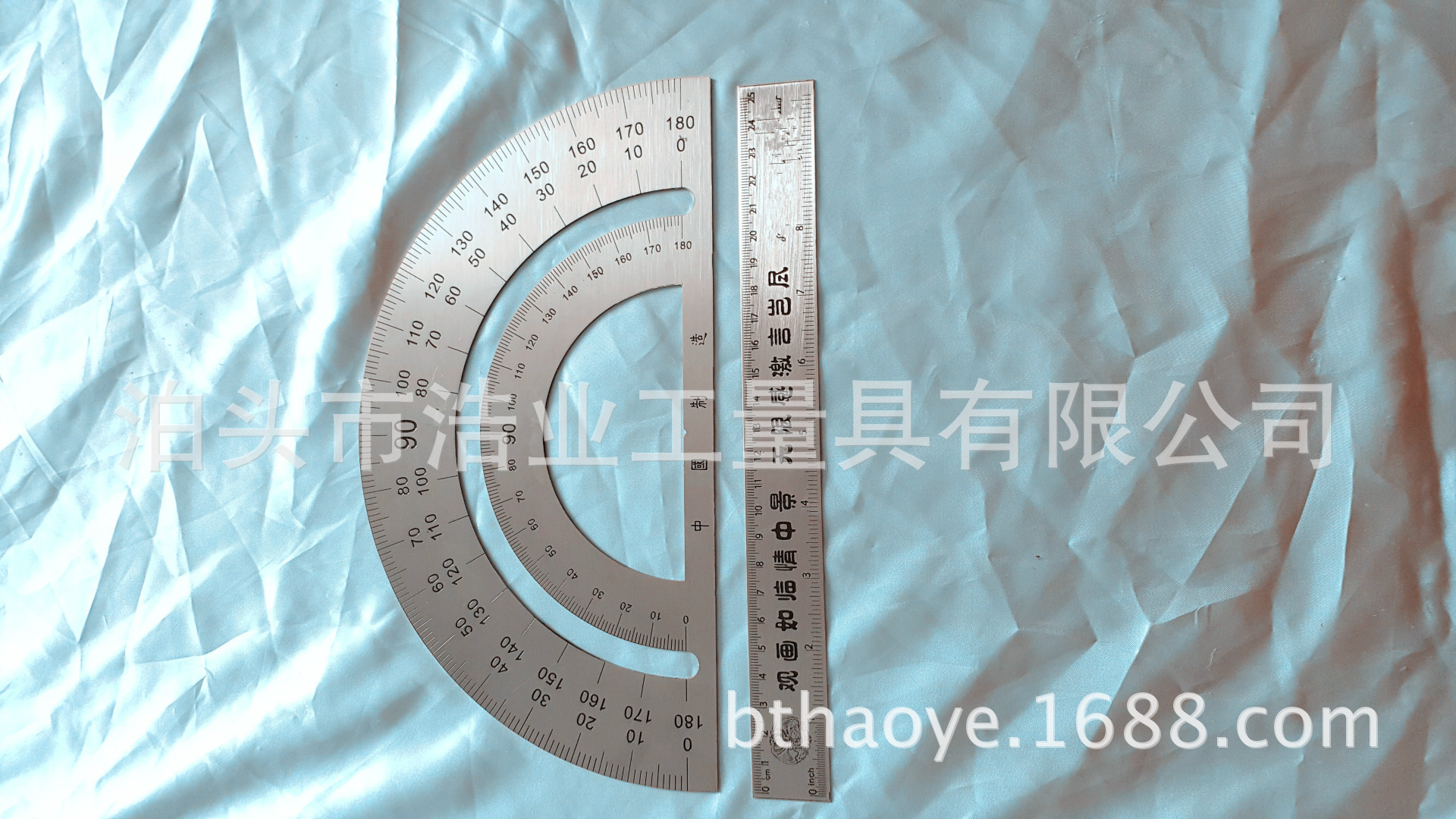 180度量角尺