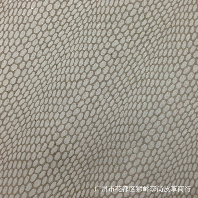 二层反绒牛皮贴膜印花白点瓜子纹植鞣革皮料