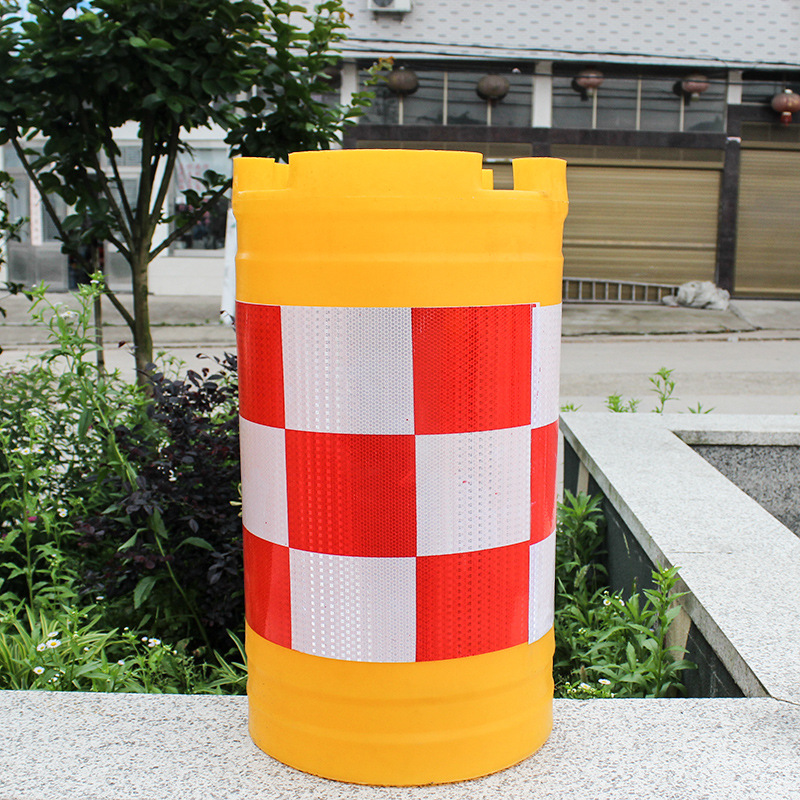 80*60滚塑防撞桶反光防撞桶隔离墩水马道路分流桶高速公路围栏