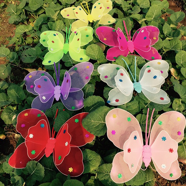 Double-layer set with butterfly