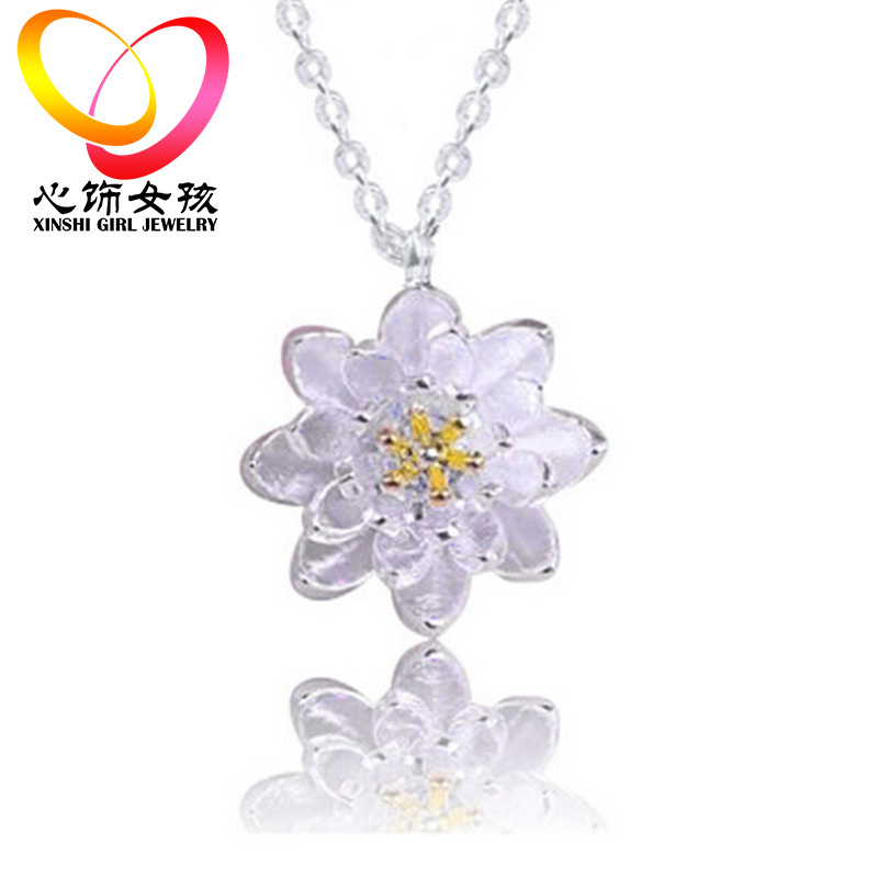 小睡莲花吊坠女款韩版清新花朵项坠短款项锁骨链饰品吊坠铜DZ055