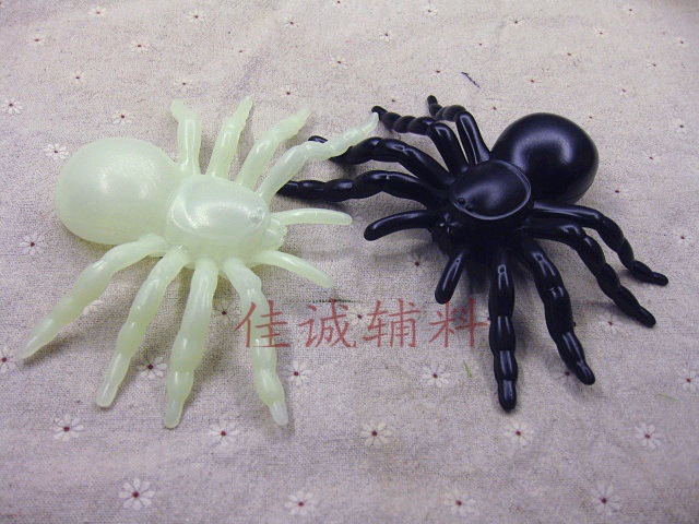 大蜘蛛吹瓶