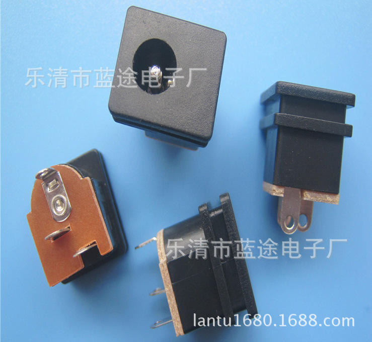 厂家直销防火阻燃DC充电座DC015 焊线式DC电源插座 带卡位DC插座