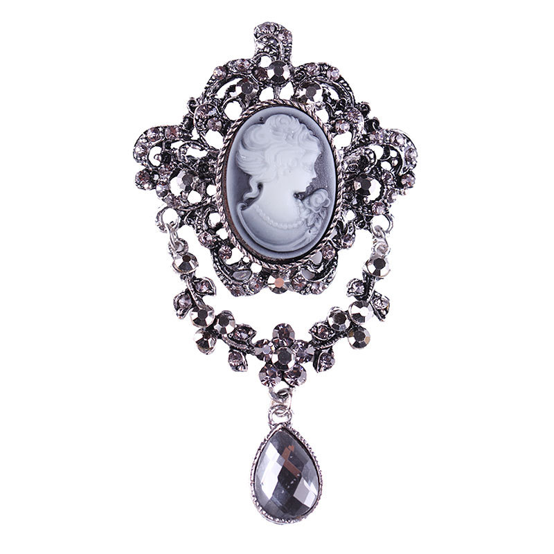 Broche vintage style chinois avec strass pour accessoire pull_voghion.com