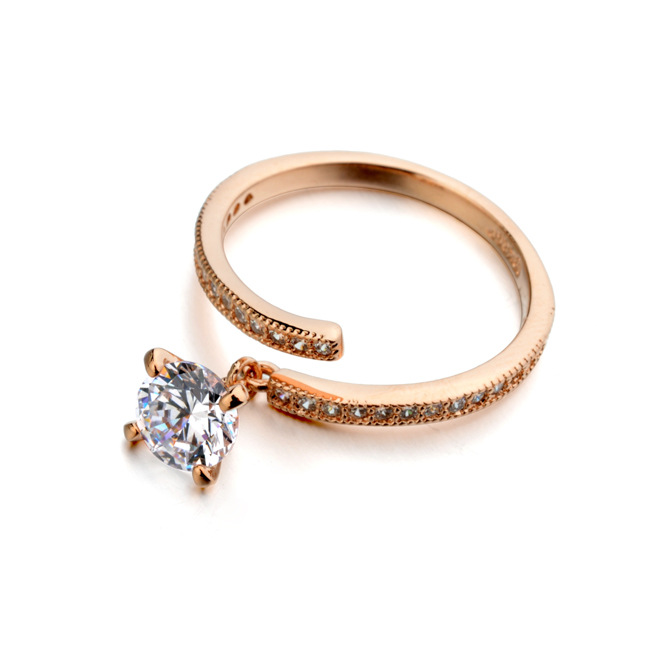 �����Լ������������ ʱ�о���С�ʯ��׹һ�����㿪�ڽ�ָ96735