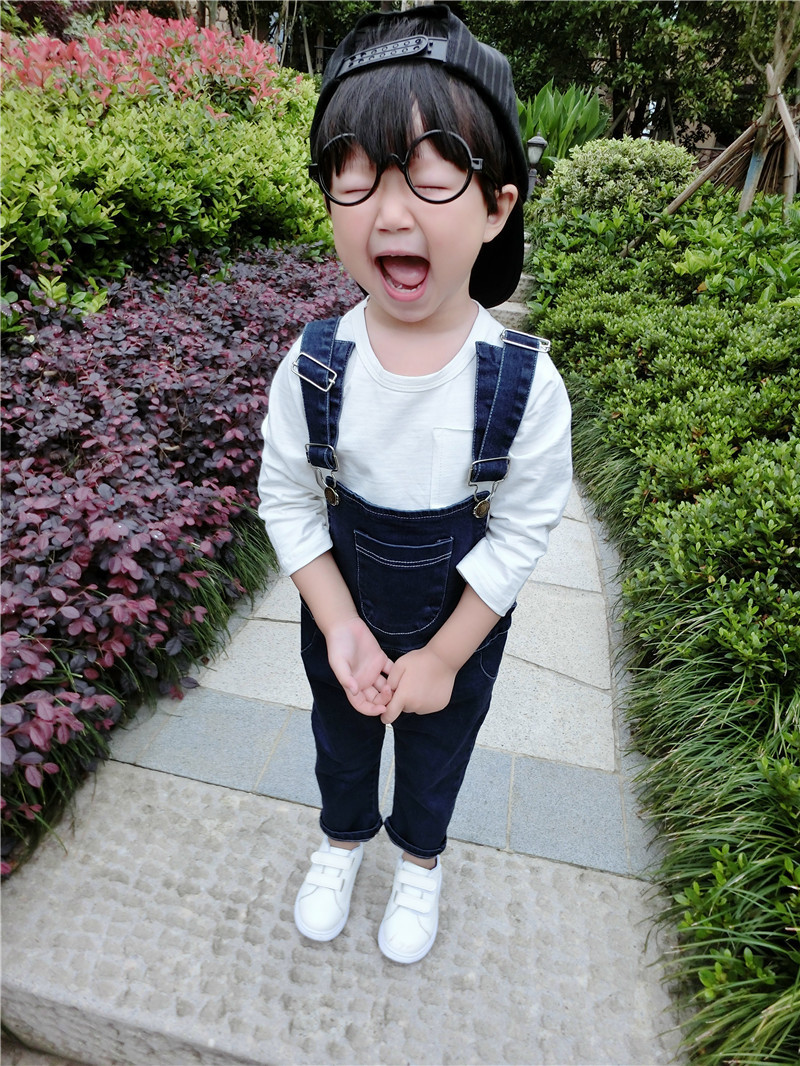 3235852410_1201502704