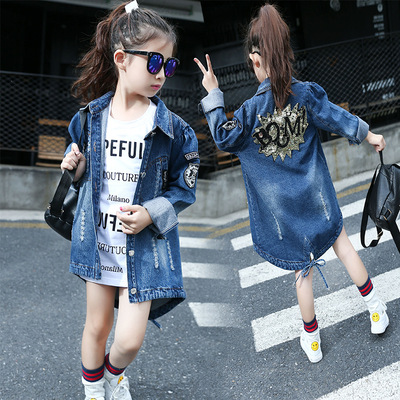 Girls denim jacket 2019 spring and autumn new pattern girl Korean Edition fashion leisure time Windbreaker letter Sequins jacket Children's clothing