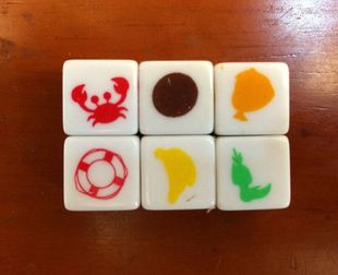 12# silk screen printing football banana shrimp crab and other patterns, children teaching props, novel creative dice