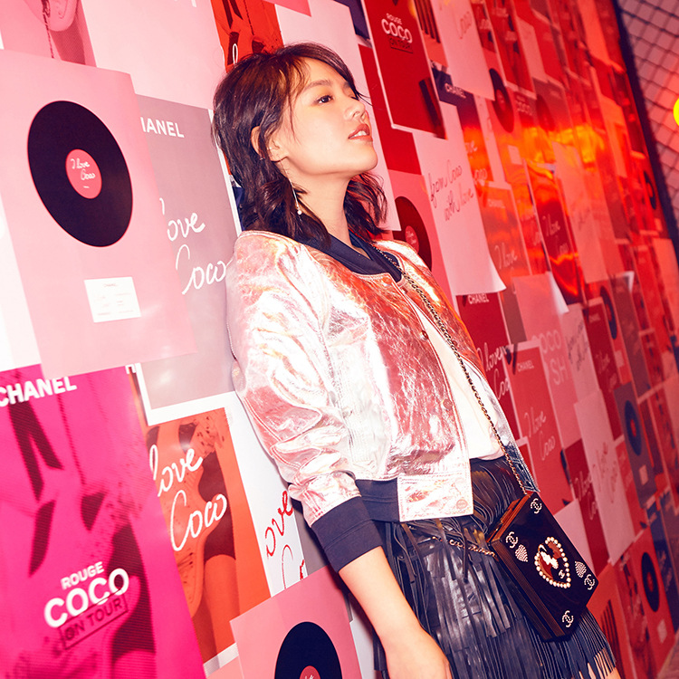 679f6337jw1f2yffb34xdj24052ole