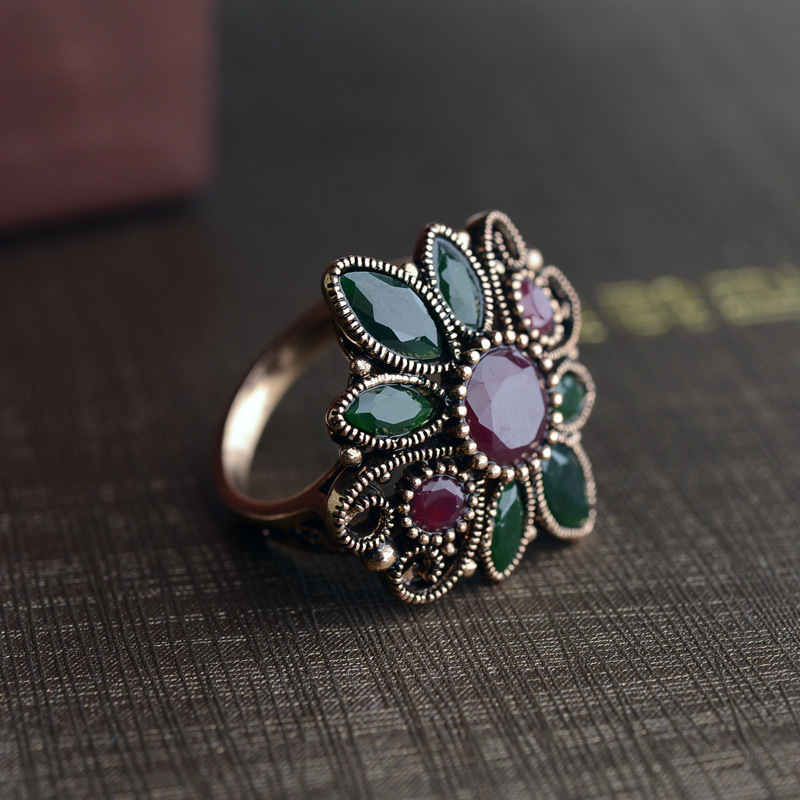 ŷ��ʱ�и��ű�ʯ�οջ��ƽ�ָ �ߵ�����С������ 10323536