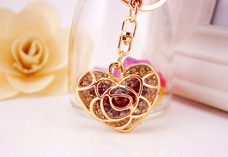 35g Weight Alloy, Metal Material Heart Pattern Unisex Gender Pink, Purple, Red, Blue, Peach Color Creative Cute Diamond Hollow Peach Heart Car Keychain Couple Key Chain Love Metal Pendant 15