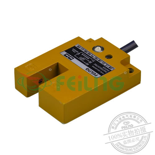 飞凌/厂家直销槽型红外线光电开关.光电传感器放大器内藏型电开关