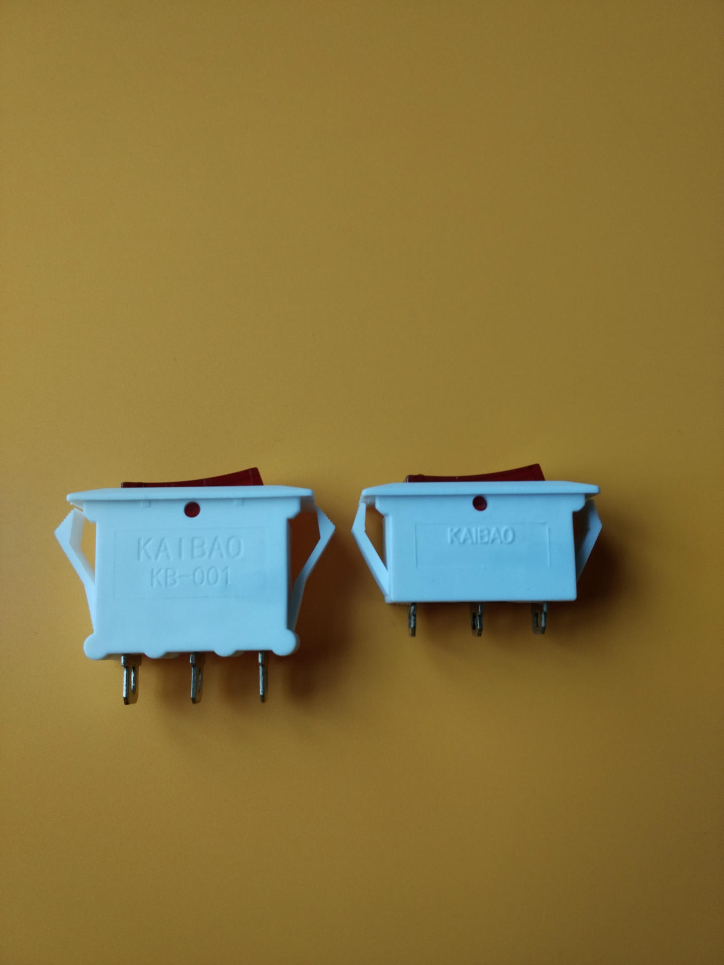 短款 常规款 插座 二合一电流过载保护开关 保护器