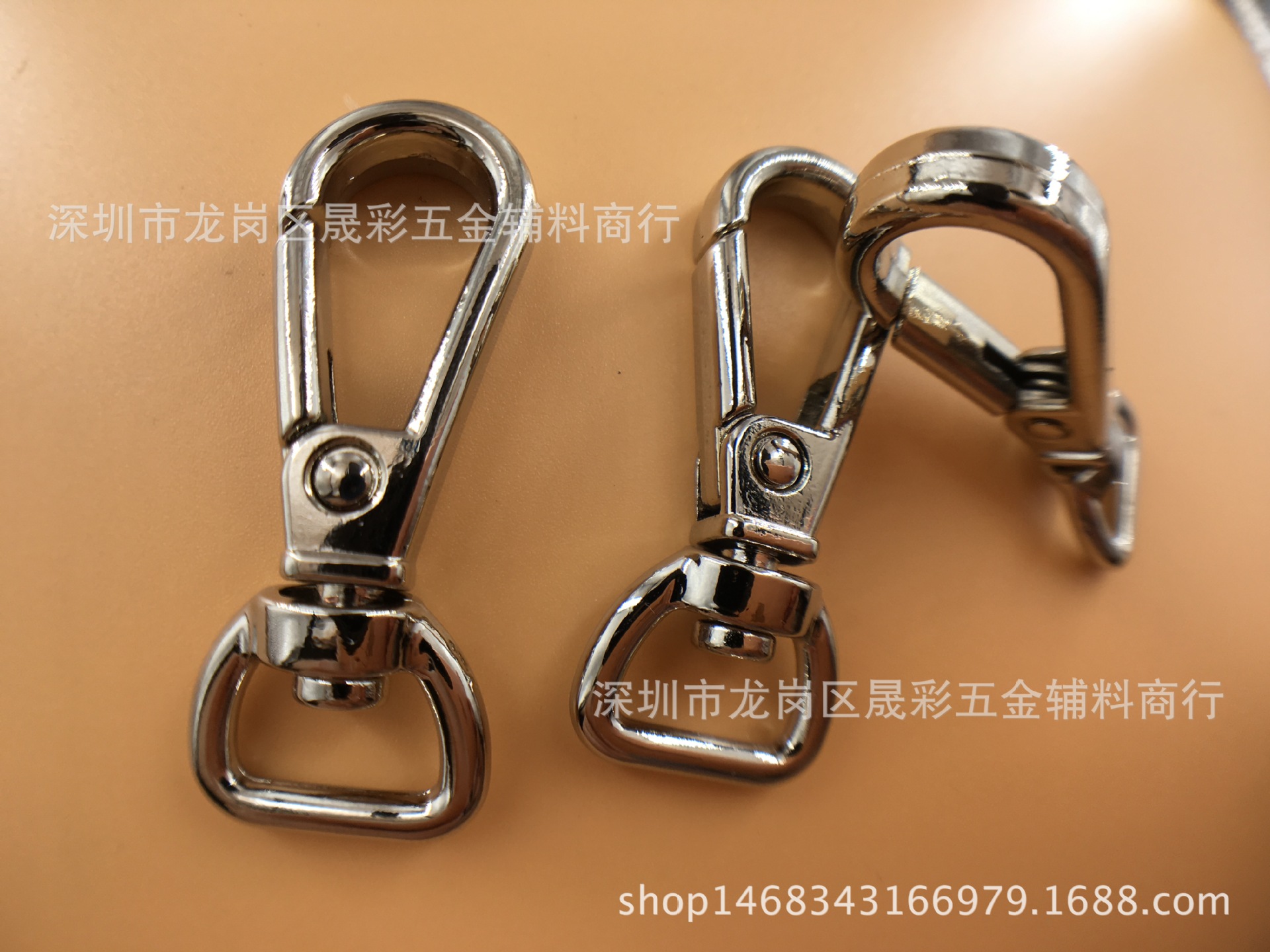 合金钩扣 弹簧钥匙钩扣 D形合金钩扣 宠物狗扣 扣