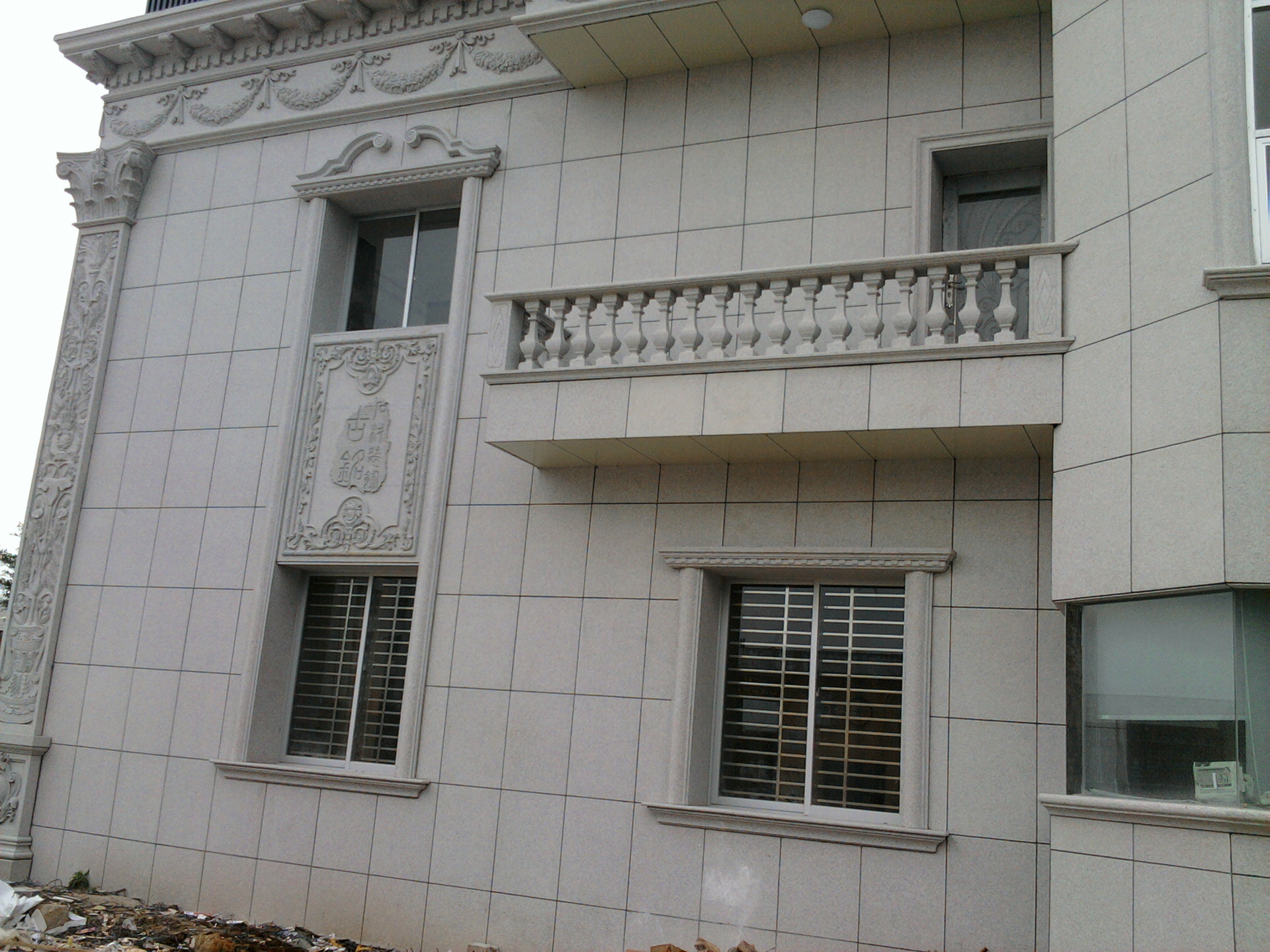 石材建筑装修外墙石材干挂 外墙石料异形加工 别墅墙面石材永定红-阿里巴巴