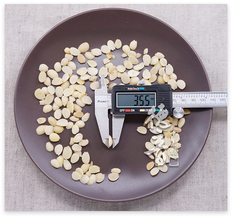 Peeled Peach Kernel Tao Ren 500g Dried Prunus persica Kernels for Herbal Decoction and Culinary Use quality and texture