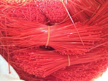 厂家直销红色塑料尼龙扎带 加长塑料尼龙扎带 浙江塑料尼龙扎带