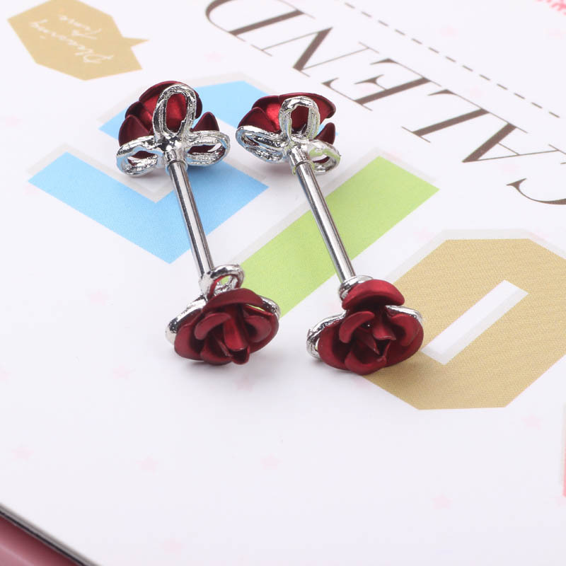 Labret stud lip piercing jewelry styling detail