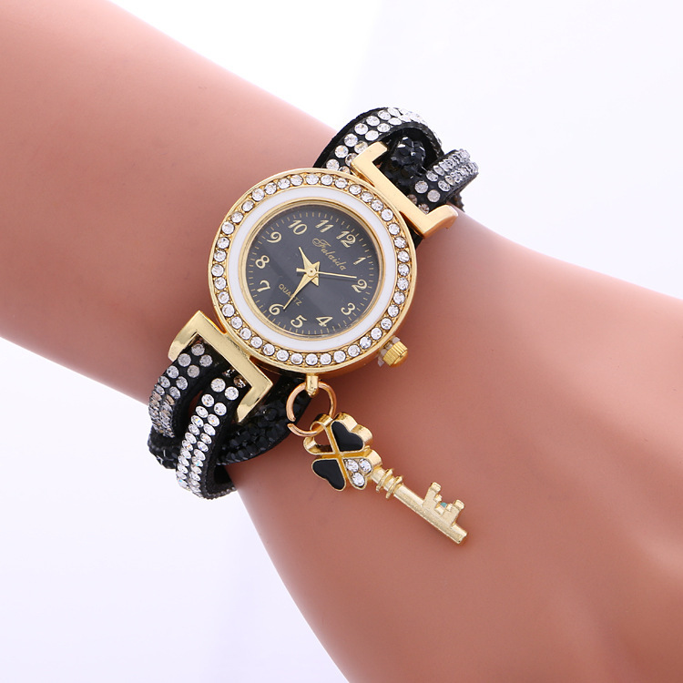 Fashion Bracelet Watch South Korea Velvet Padlock Multi Color Women'S Watch