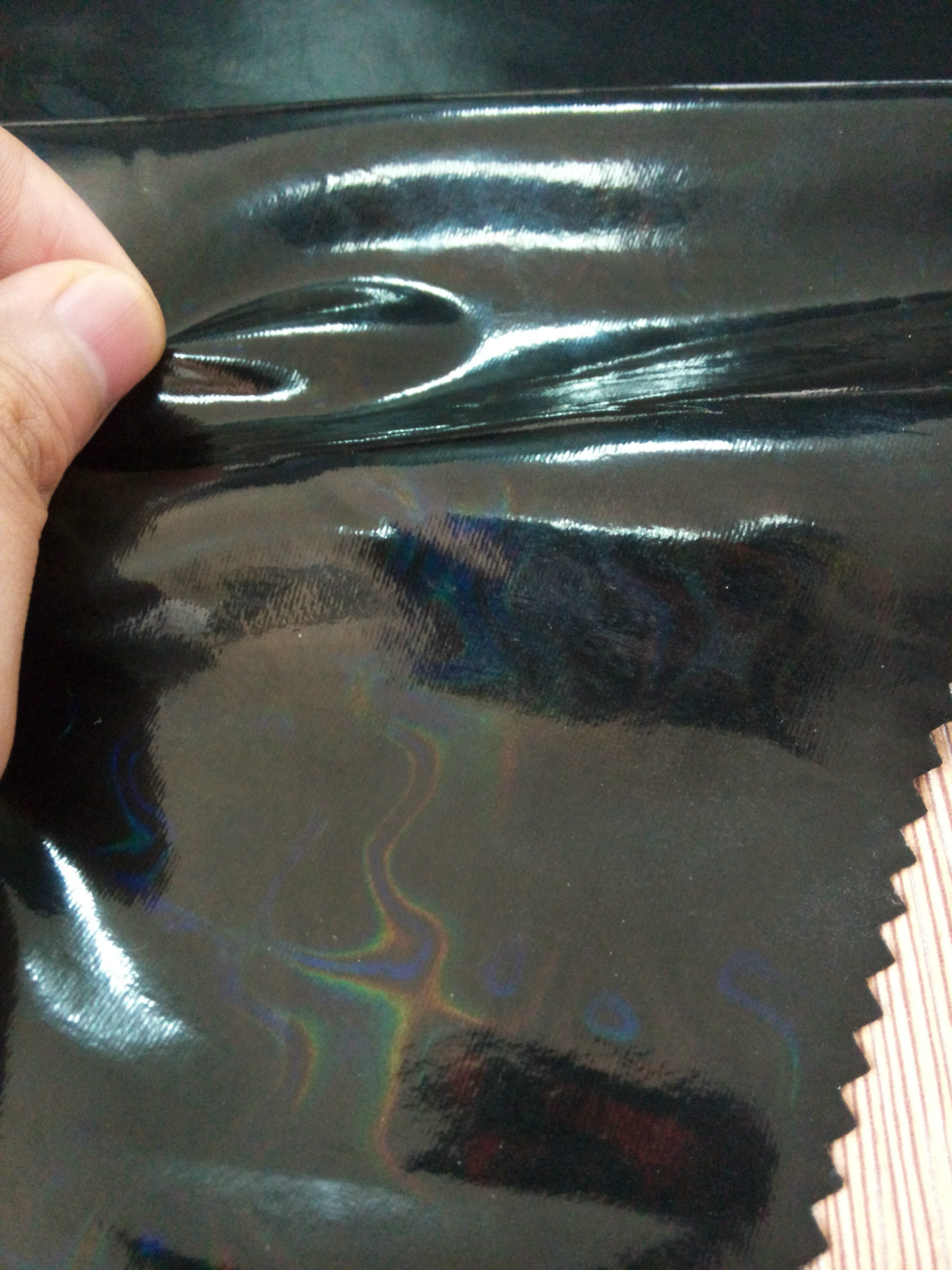 亮面PU四面弹 高档品质人造革  皮裤皮裙面料