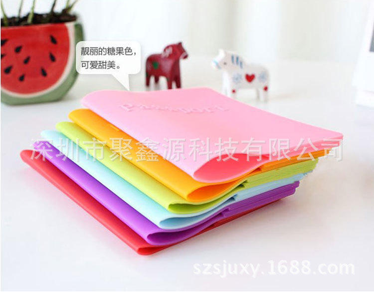 2321240589_660881450