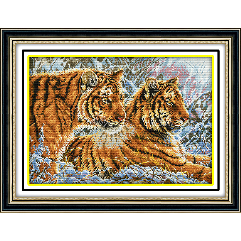 1057-RY2333雪中虎 副本