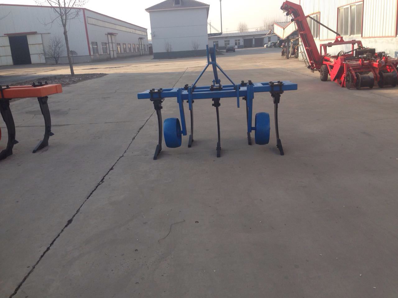 定制深松犁  7齿农用深松犁  锰钢热处理深松犁腿  红日深松机
