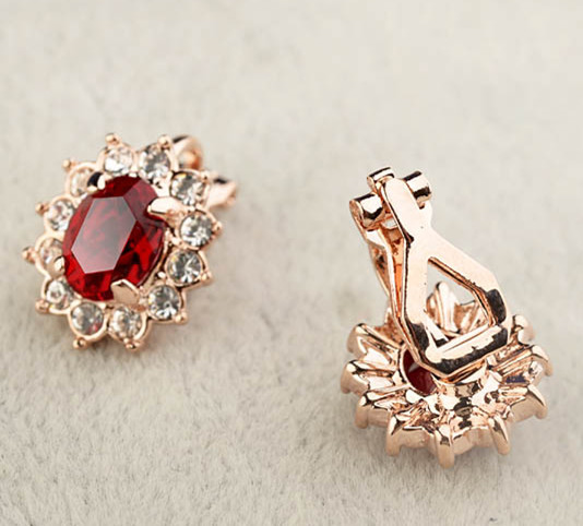 �������и��Ŷ���ˮ���޶������ж�����������Ů 120865