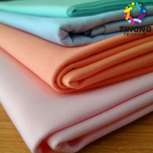 供应涤棉染色斜纹布45*45  133*72  150cm 服装面料 蓝色