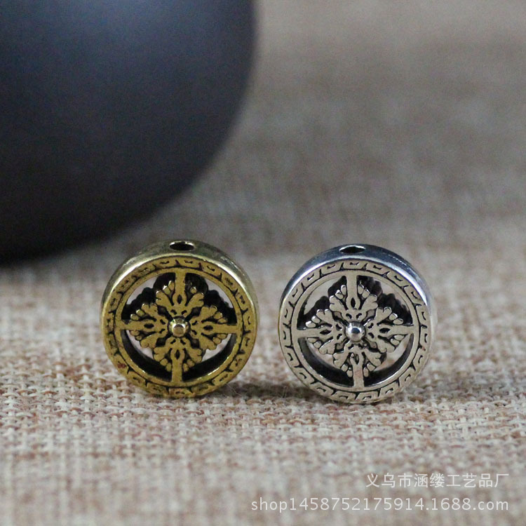 Xizang Silver Esoteric Cross Vajra Dharma Wheel Back Cloud Vintage Nepalese Jewelry Dharma Wheel Esoteric Vajra Mallet Wholesale