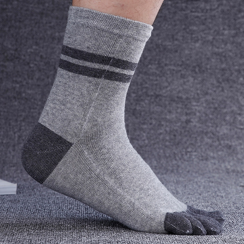10 pairs of autumn and winter five-finger socks men's pure cotton long tube sports five toes socks breathable all cotton fashion socks factory direct sales 