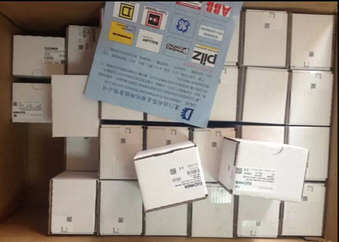 EUCHNER	安全开关	084295 TP1-528A024M