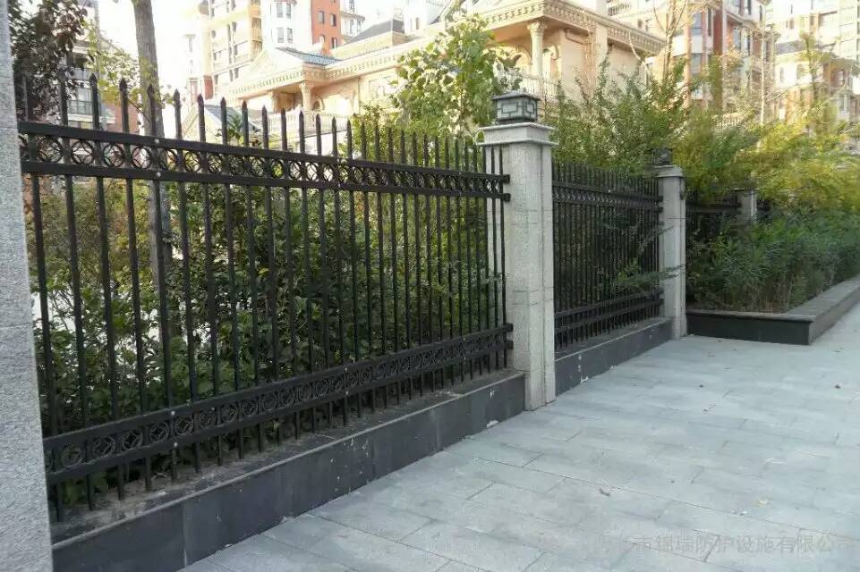 锌钢围墙护栏 厂家直销 各种规格定做